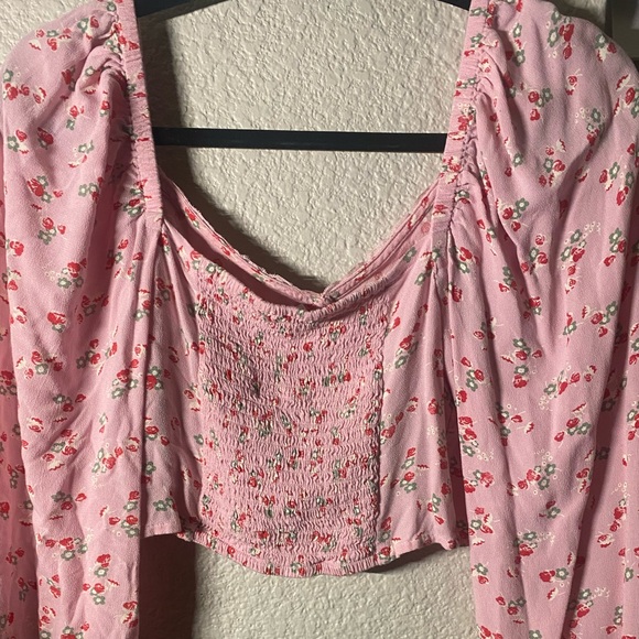 Pink Floral Cropped Long Sleeve Lace Trim Top - Picture 5 of 6